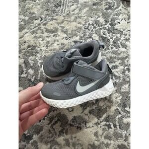 Baby Grey Nike Shoes Size 5C